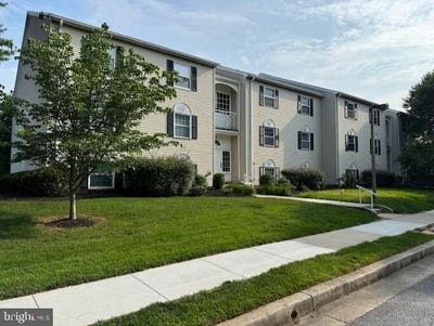 /international/us/10-brooking-ct-102-lutherville-timonium-md-110100243423/