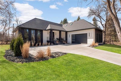 /international/us/16216-gleason-lake-road-minnetonka-mn-110100188885/
