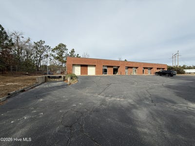 /international/us/150-southmoore-avenue-aberdeen-nc-110105314388/