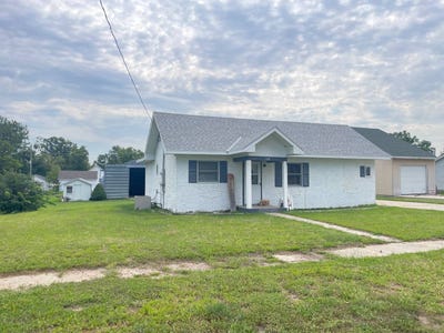 /international/us/514-s-park-street-bassett-ne-110101638441/