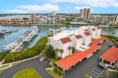 /international/us/7907-sailboat-key-boulevard-s-south-pasadena-fl-110108480183/