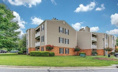 /international/us/2973-winterberry-dr-roanoke-va-110107997297/