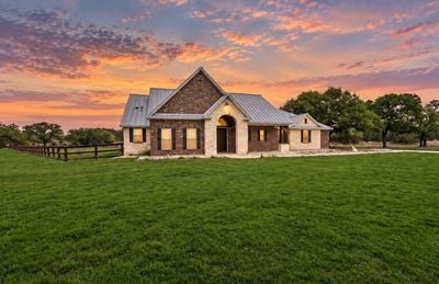 /international/us/815-serene-waters-st-spring-branch-tx-110108178069/