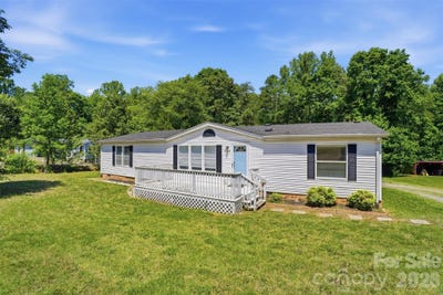 /international/us/8755-carroll-street-hickory-nc-110108205549/