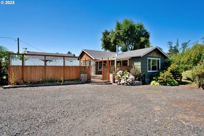 /international/us/85131-cloverdale-rd-creswell-or-110101029861/?lang=id
