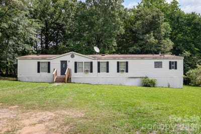 /international/us/1046-mckinney-lane-lancaster-sc-110108348741/