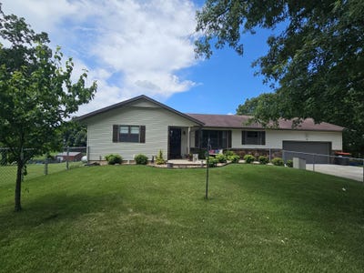 /international/us/119-vancil-street-pineville-mo-110109330929/