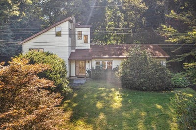 /international/us/8-october-lane-mahopac-ny-110098749719/