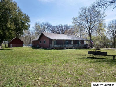 /international/us/502-s-12th-st-clear-lake-ia-110107486283/