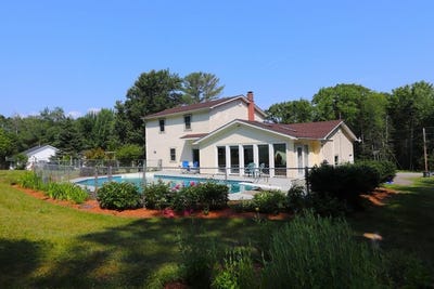 /international/us/41-roundstone-drive-glenburn-me-110101029416/?lang=en