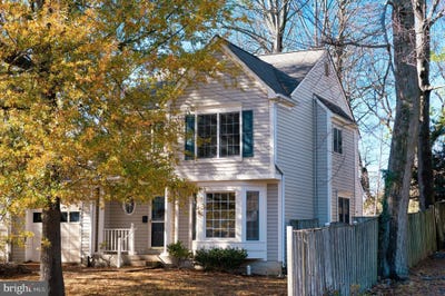 /international/us/3916-oak-street-fairfax-va-110104482990/