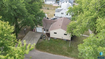 /international/us/400-s-juniper-ave-marion-sd-110119800306/