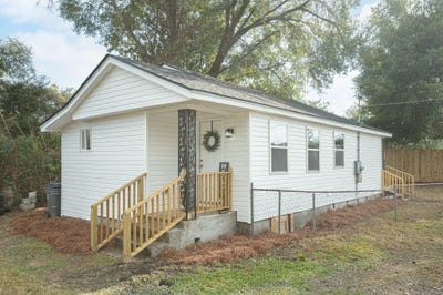 /international/us/2213-crosby-avenue-north-charleston-sc-110104057670/