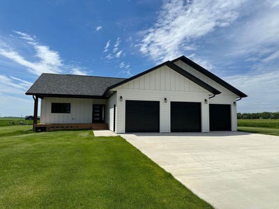 /international/us/503-shay-avenue-sanborn-ia-110092400693/