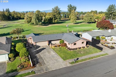 /international/us/2645-ne-17th-st-gresham-or-110120712229/