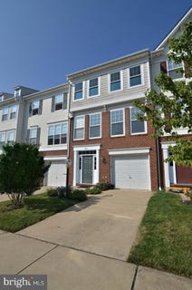 /international/us/8112-rainwater-circle-manassas-va-110120105898/