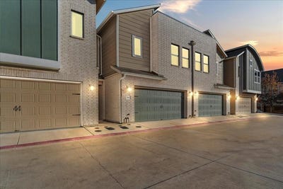 /international/us/7411-merrick-ln-austin-tx-110099100525/