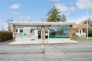 /international/us/96-maple-avenue-new-city-ny-110110058163/