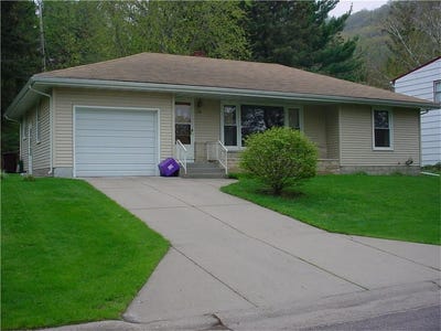 /international/us/1319-lakeview-avenue-winona-mn-110107569066/