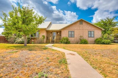 /international/us/206-willow-pond-street-ballinger-tx-110101964128/