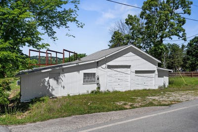 /international/us/410-tablerock-circle-branson-mo-110108255531/