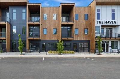 /international/us/905-se-4th-street-bentonville-ar-110108354519/