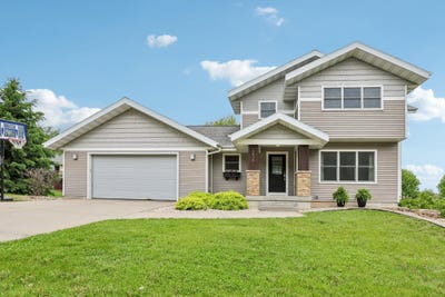 /international/us/2436-tanna-rain-circle-reedsburg-wi-110108194731/