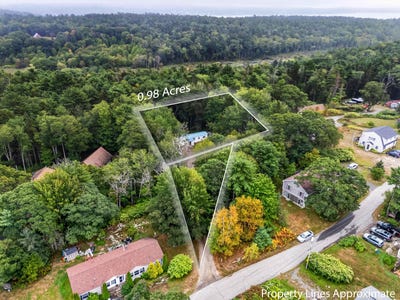 /international/us/8-highland-park-road-boothbay-harbor-me-110110037131/