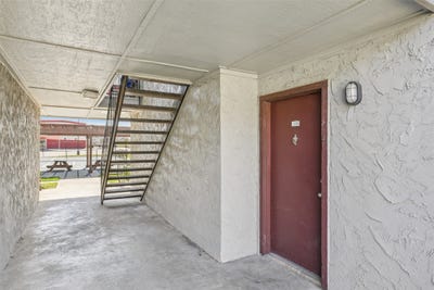 /international/us/1910-joe-ramsey-boulevard-e-greenville-tx-110106352451/