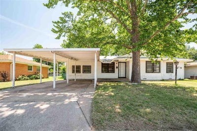 /international/us/409-peach-street-burkburnett-tx-110100578971/