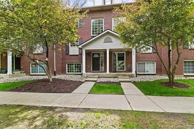 /international/us/6387-scoter-lane-pittsfield-twp-mi-110108388621/