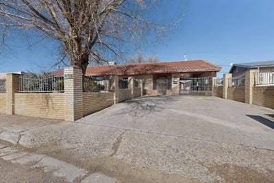 /international/us/724-elko-avenue-grants-nm-110105312767/