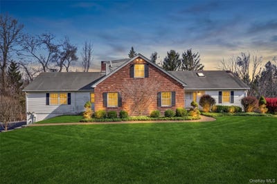 /international/us/47-still-road-westtown-ny-110107391292/