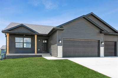 /international/us/311-n-19th-street-indianola-ia-110098915859/