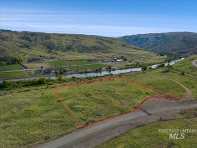 /international/us/4001-harmony-ln-lot-2-emmett-id-110120499055/