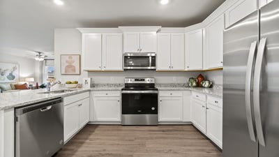 /international/us/lot-103-florence-sarah-ln-lexington-va-110100916998/