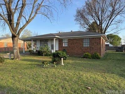 /international/us/1937-scott-street-pocahontas-ar-110106923172/