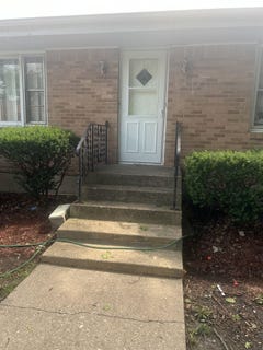 /international/us/2221-7th-avenue-rockford-il-110107686588/