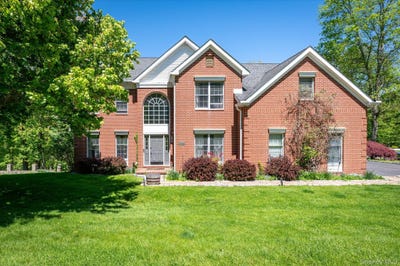 /international/us/1-woolen-court-north-salem-ny-110107930699/