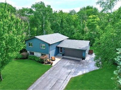 /international/us/4466-margaret-street-white-bear-twp-mn-110108542844/