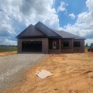 /international/us/1446-roark-road-franklin-ky-110100780283/