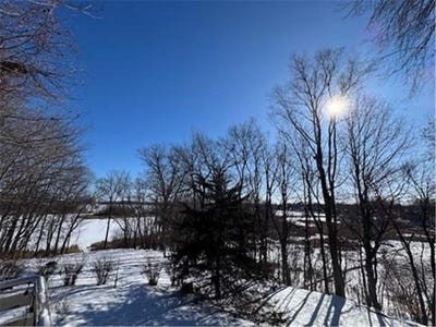 /international/us/5123-waterbury-road-mound-mn-110105704845/