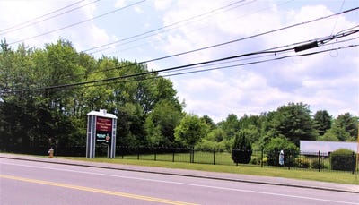/international/us/290-bridgton-road-westbrook-me-110087846026/