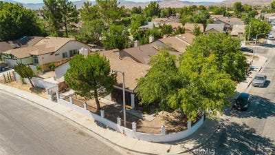 /international/us/37672-lasker-avenue-palmdale-ca-110120003138/