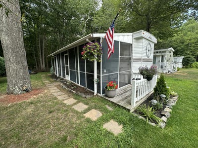 /international/us/150-chapel-road-wells-me-110110366456/