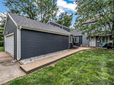 /international/us/10078-n-locust-street-kansas-city-mo-110108025731/