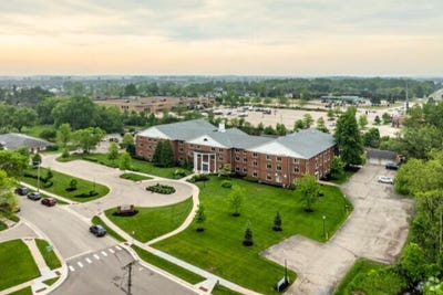 /international/us/605-chase-boulevard-sun-prairie-wi-110106960795/
