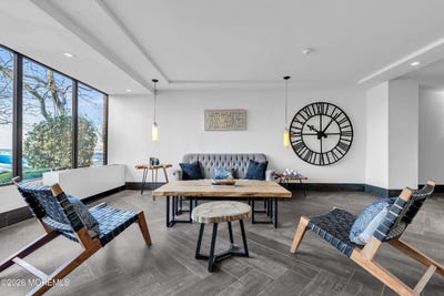 /international/us/10-ocean-boulevard-atlantic-highlands-nj-110108550885/