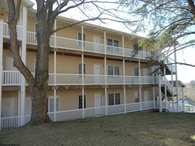 /international/us/393-dille-street-morgantown-wv-110105268041/