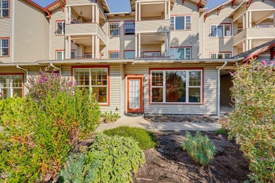 /international/us/903-mountain-meadows-circle-ashland-or-110120510892/